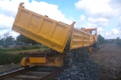 Dumper-tipping-ballast-from-3-way-tipping-trailer1